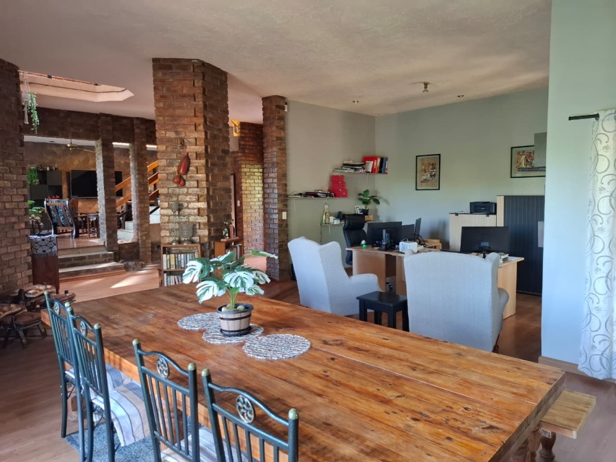 4 Bedroom Property for Sale in Kosmos North West